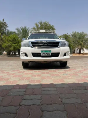 تويوتا هايلوكس 2014