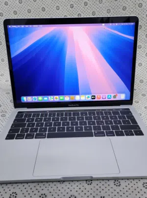 MacBook Pro A1989 16gb ram 512gb ssd Touch Bar & I'D 2k resolution retina display macOS seqouia 15.7