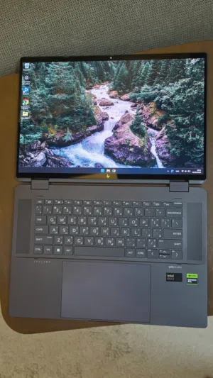 RTX 4050 HP Spectre x360 16" (2-in-1)