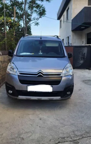 ستروين بيرلنجو 2017