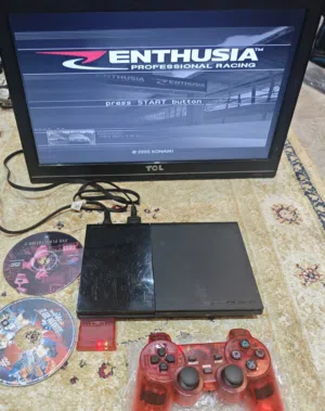 للبيع شغالة بدون مشاكل مع كل اغراض مع كنترول جديد وايرلس و3 اللعاب