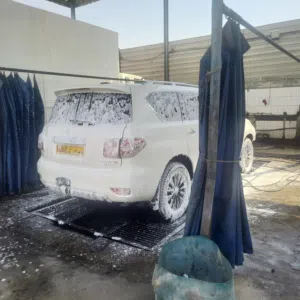 للبيع نيسان بلاتينيوم 2014 مطلوب 5300 قابل تفاوض