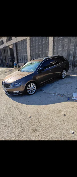 سكودا اوكتافيا 2018