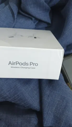 ايربودات ايفون مع+ راس شاحن بدون كيبل