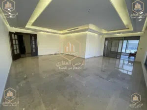 شقة / فاخرة / للايجار / 4نوم / طابق اول / ديرغبار / 350 متر