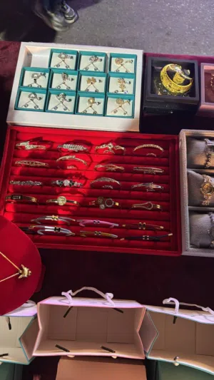 اكسسوارات بيع الجمله