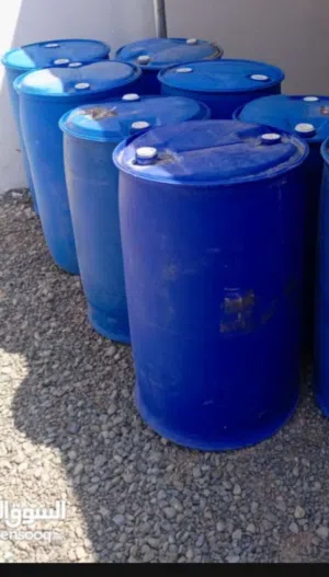 الي معه نفس ذيلا بس الحجم الصغير يتواصل معي اريد 2