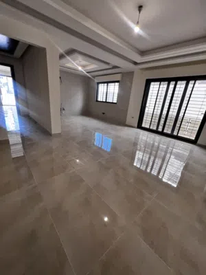 200 m2 3 Bedrooms Apartments for Sale in Amman Khalda