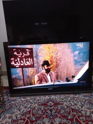 تلفزيون سوني مع الطاوله