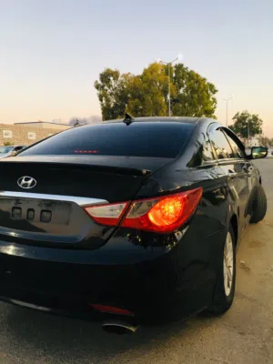هونداي سوناتا 2012 للبيع
