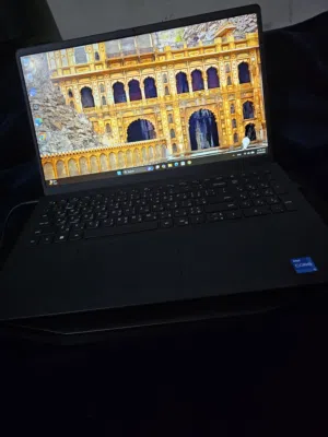 لاب توب Dell i5-13th gen للبيع