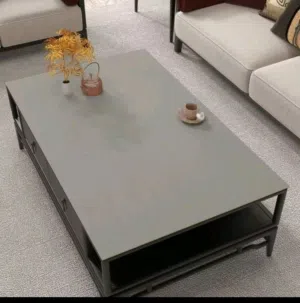 طاولة وسط فخمة