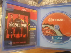 مطلوب دسكات ps4 للبيع او تبديل يكون سعر تحت 70 اقرا وصف