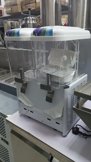 ماكينة عصير خلاط