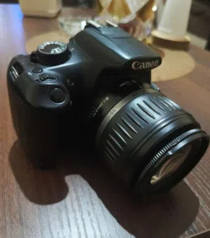 كاميرا canon 1200D