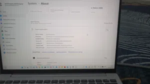 HP OMNIBOOK 7 AERO LAPTOP
