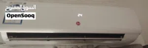 مكيف بحاله ممتازه 2.5 طن بسعر 120 لا يوجد اي مشكله