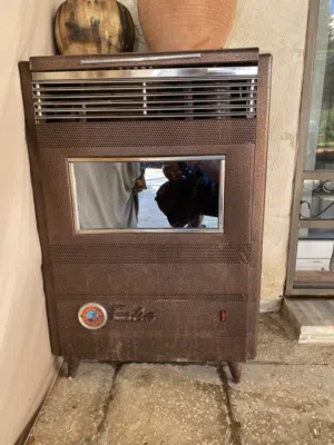 صوبه كاز بواري ماركه الشمس سعر حرق 80سعرها جديد 215 ولها مروحه بدفع الهواء السخن