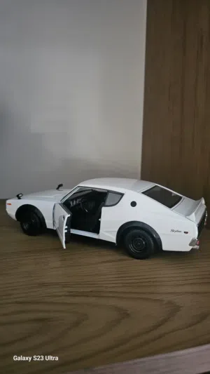 مجسم سيارة جي تي سكايلين