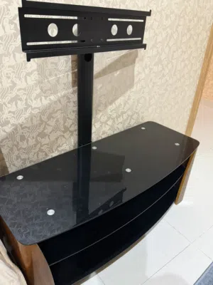 طاولة تلفاز خشب مع استاند تلفاز