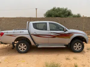 هيكل متشي بيشي L200 رباعي بحالة ممتازه خالي من الحوادث للبيع