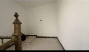 بيت للايجار بالحكيمية بناء نظيف جداً