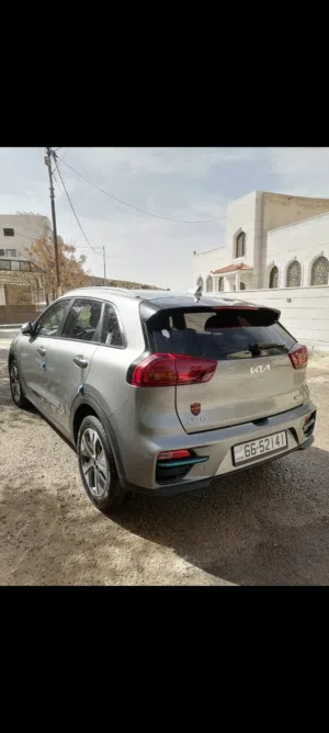 سيارة كيا نيرو 2022 هاتشباك كهربائية مرخصة بمواصفات كوريا مع نظام أمان متكامل
