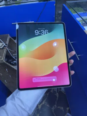 Apple iPad Pro 13 2 TB in Al Ahmadi
