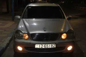 مرسيدس C200 للبيع موديل 2002