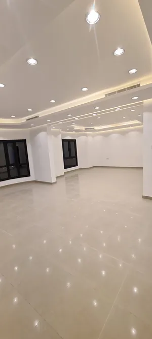 239 m2 5 Bedrooms Apartments for Rent in Mubarak Al-Kabeer Adan