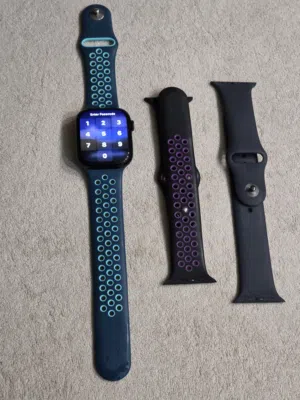 Apple watch series 8 / 45 MM  Aluminum
