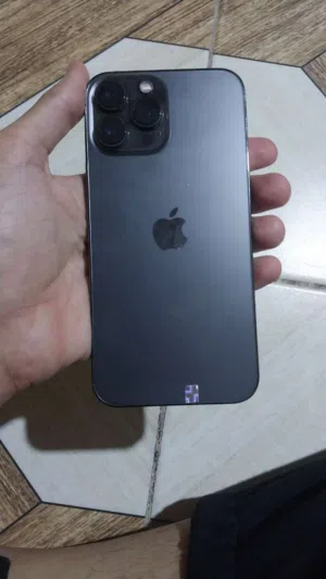 آيفون 13 برو ماكس نظيف