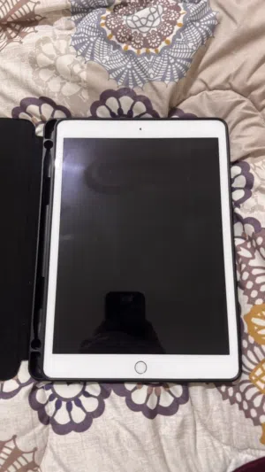ايباد الجيل 8 آخر تحديث