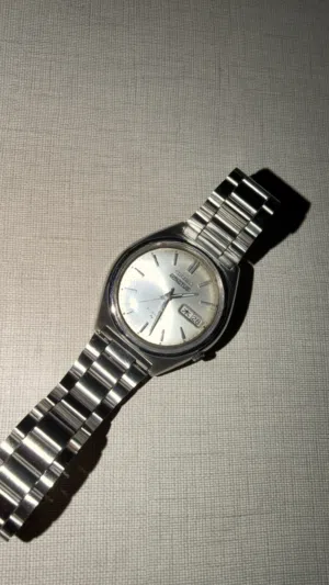 للبيع ساعتين seiko 5 فنتج