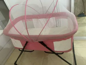 سرير بيبي 20 دينار