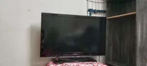 tv samsang good condition