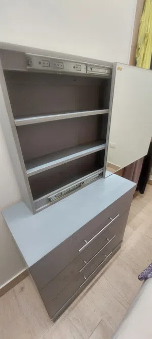 دريسنج وتسريحة للبيع