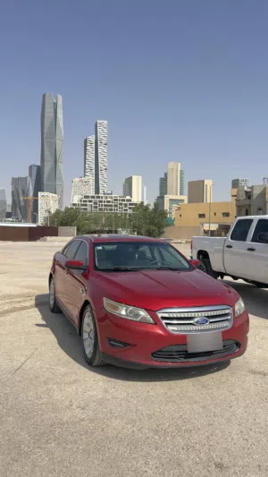 Ford Taurus 2012 SEL (USA)