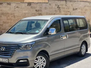 باص هيونداي H1 2019 بنزين بحاله الوكاله