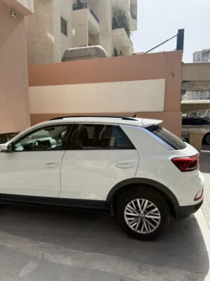 Volkswagen T-ROC 2023 - 28000km