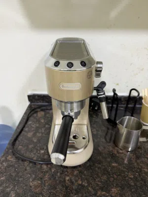 ماكينة قهوة EC785