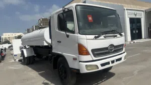 للبيع تنكر ماي هينو موديل 2004