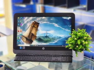 HP COMPUTER ALL IN ONE 4TH GENERATION 8GB RAM 256GB SSD