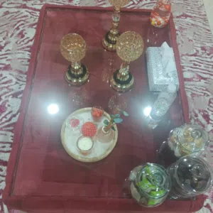 طاولات للبيع بسعر حرق