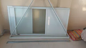 باب المنيوم داخلي استعمال بسيط