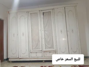 كنتور خشب أبيض 6 أبواب بحالة جيدة للبيع المستعجل - البصرة
