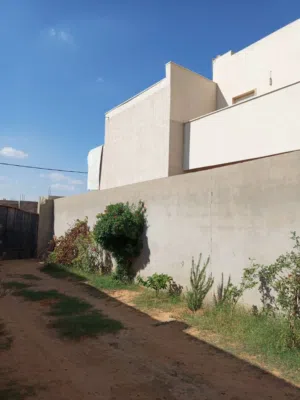 منزل تبارك الله سعر كزيوني واسع مشجر