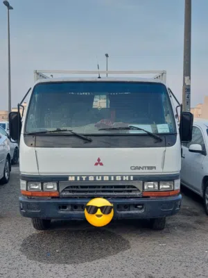 ميتسوبيشيو كانتر2005