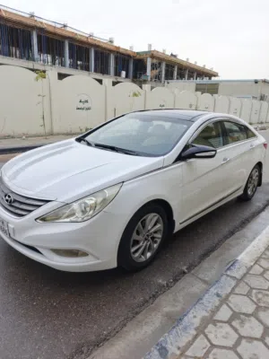 سوناته 2012 للبيع