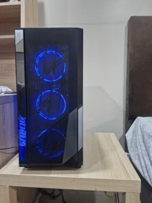 كمبيوتر العاب قوي جداا